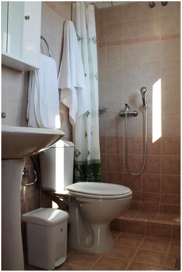 Retreat Apartments In Drosia - Apartment For 3 Makris Gialos  エクステリア 写真